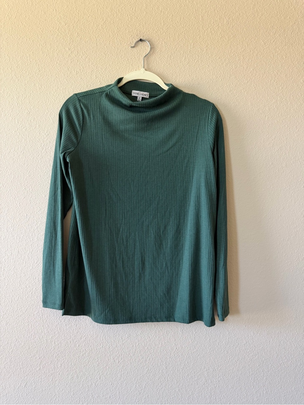 Mock Neck Ribbed Long Sleeve Top - Green